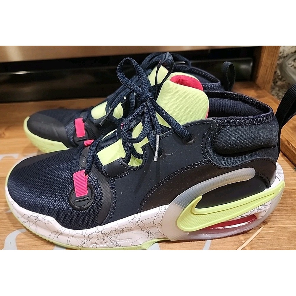 NEW Nike Air Zoom Crossover 2 Mid Youth Size 6Y‎ Obsidian Basketball Shoes